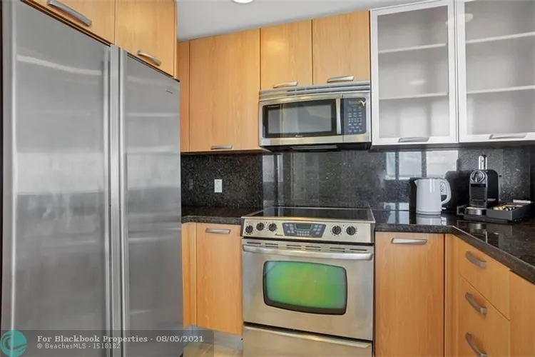 Hilton Q Club #1517 image #12