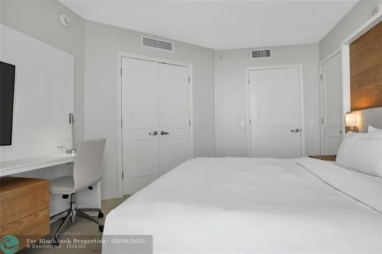 Hilton Q Club #1517 image #21