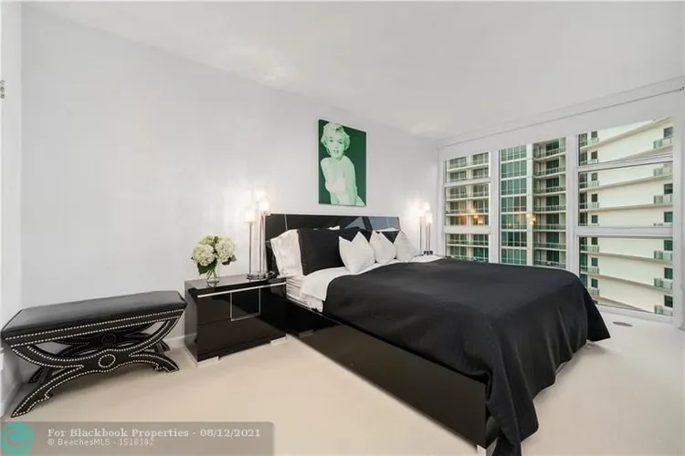 Harbour House #1432 image #10