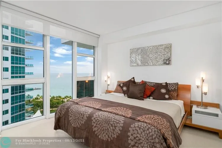 Harbour House #1432 image #11