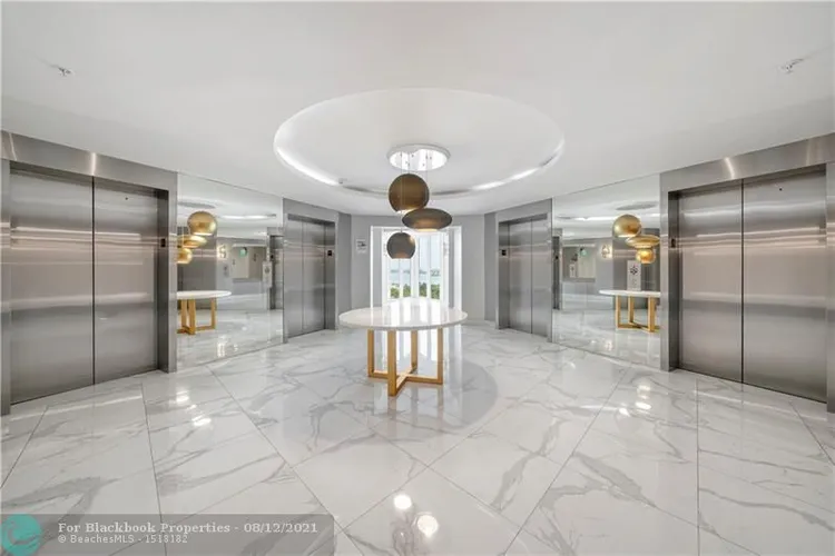 Harbour House #1432 image #22