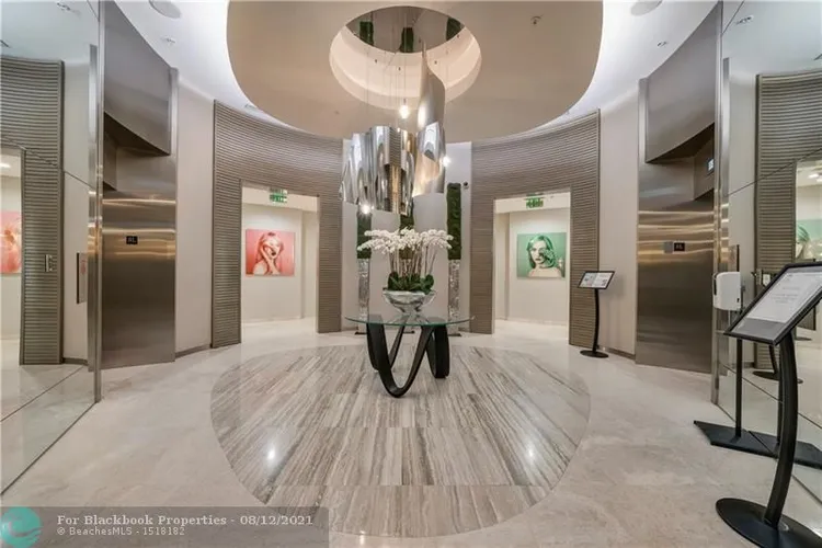 Harbour House #1432 image #23