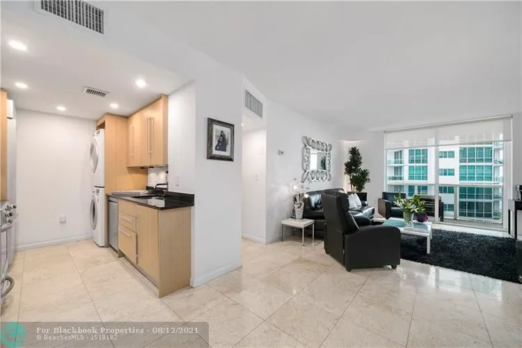 Harbour House #1432 image #7