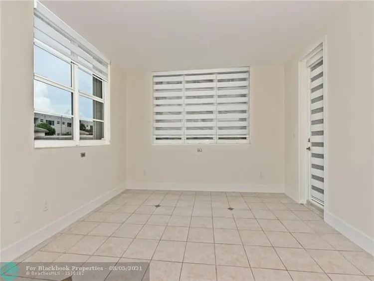 Oxford Towers #106 image #14