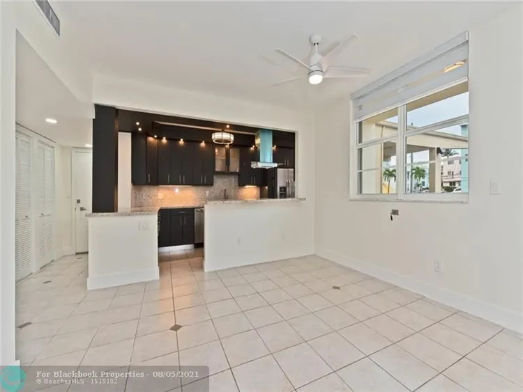 Oxford Towers #106 image #15