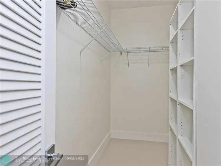 Oxford Towers #106 image #21