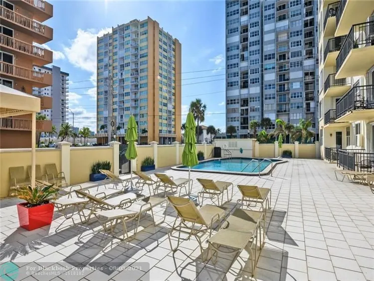 Oxford Towers #106 image #32