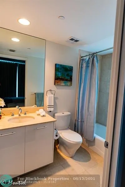 Trump Hollywood #2901 image #22