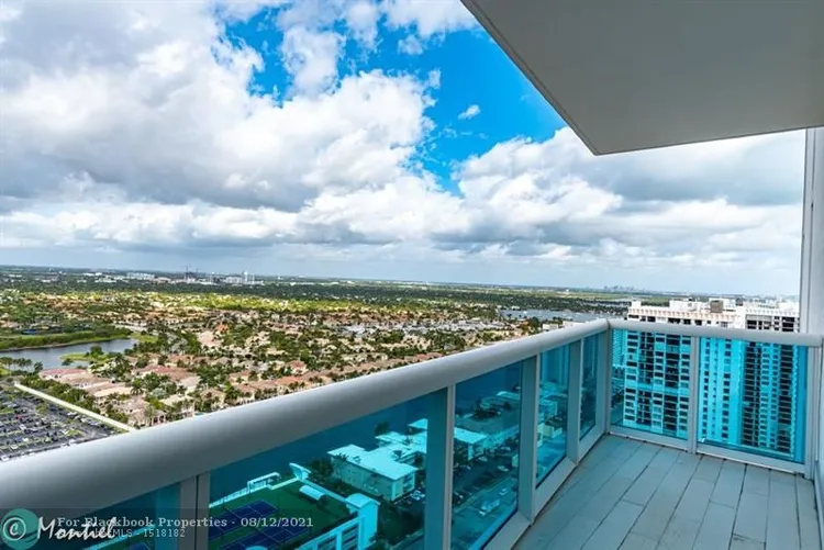 Trump Hollywood #2901 image #26