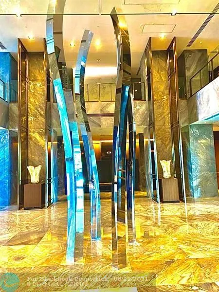 Trump Hollywood #2901 image #28