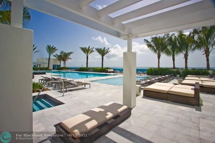 Trump Hollywood #2901 image #45