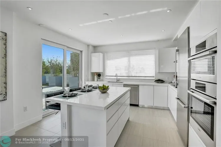 The Wave on Bayshore #201 image #13