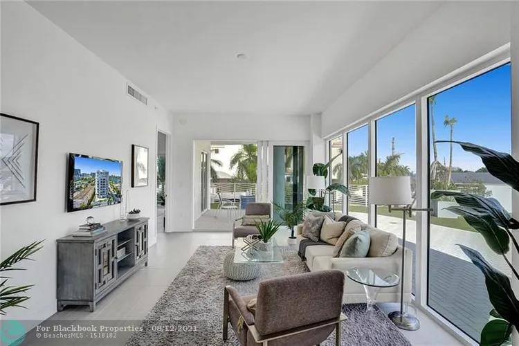 The Wave on Bayshore #201 image #18