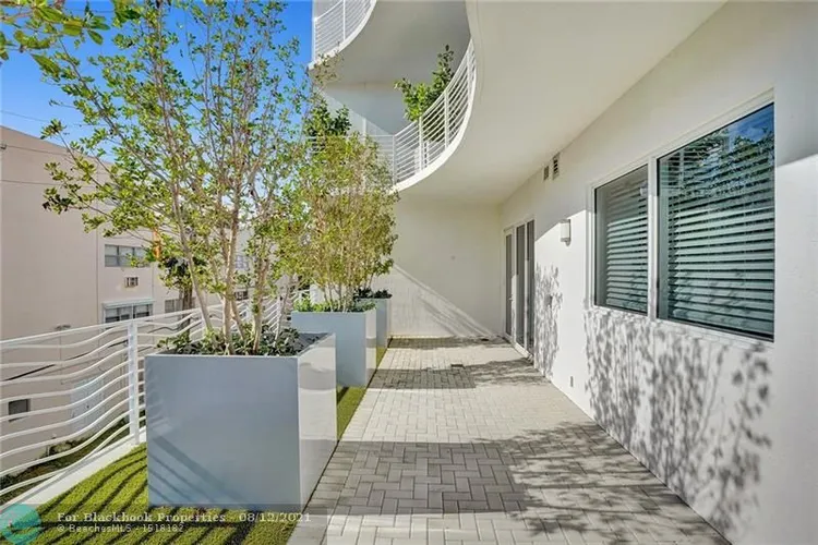 The Wave on Bayshore #201 image #37