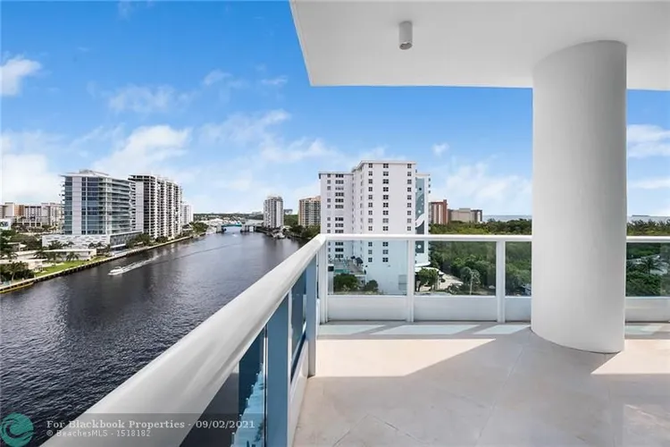 La Rive #PH2 image #13