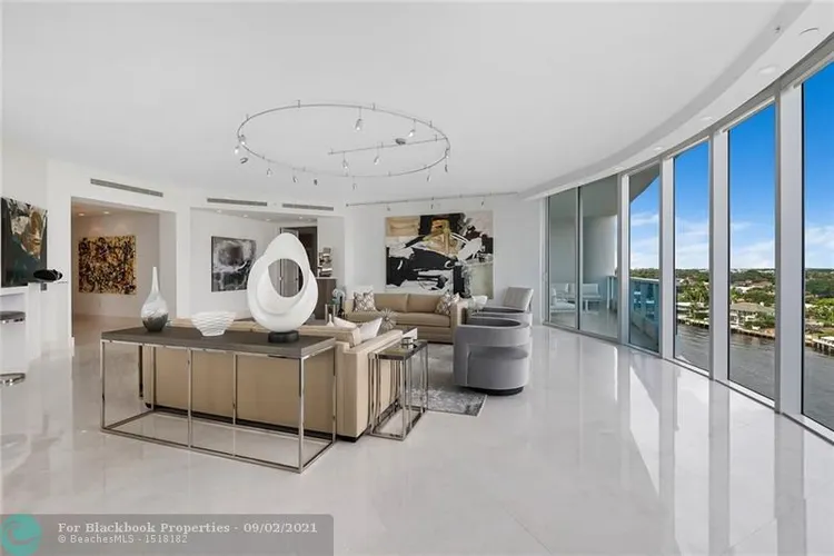 La Rive #PH2 image #23