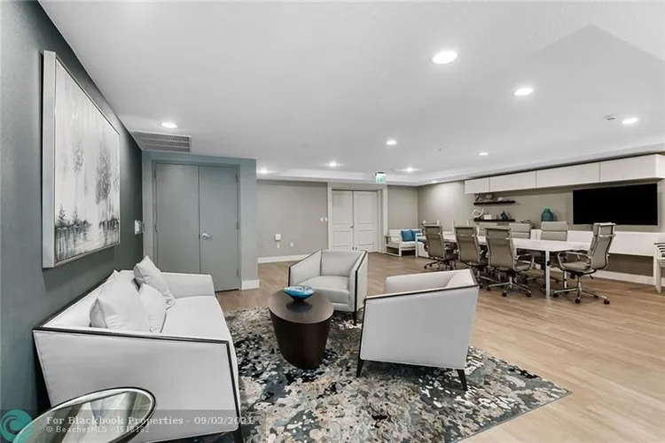 La Rive #PH2 image #50