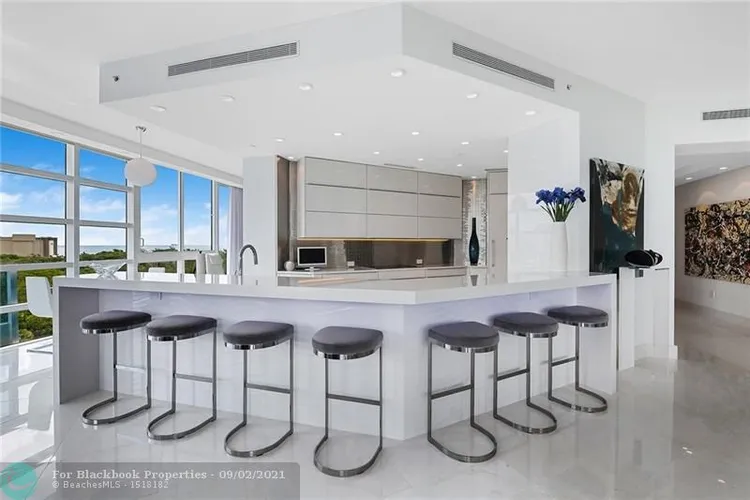 La Rive #PH2 image #8