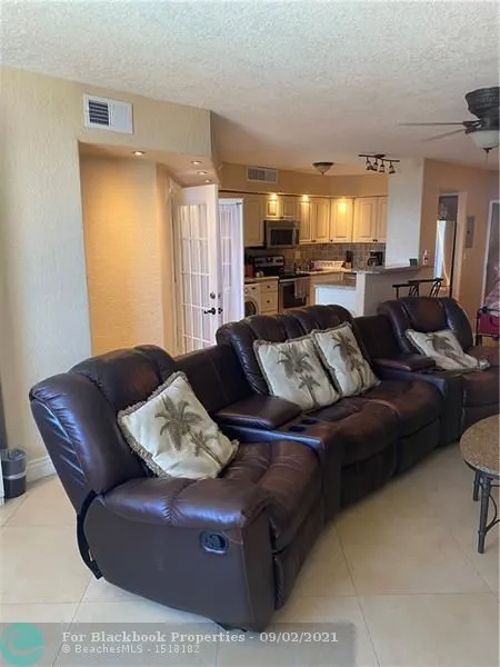 Ocean Manor #500 image #13