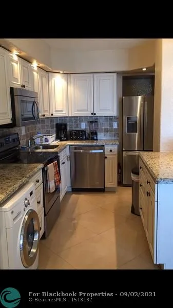 Ocean Manor #500 image #9