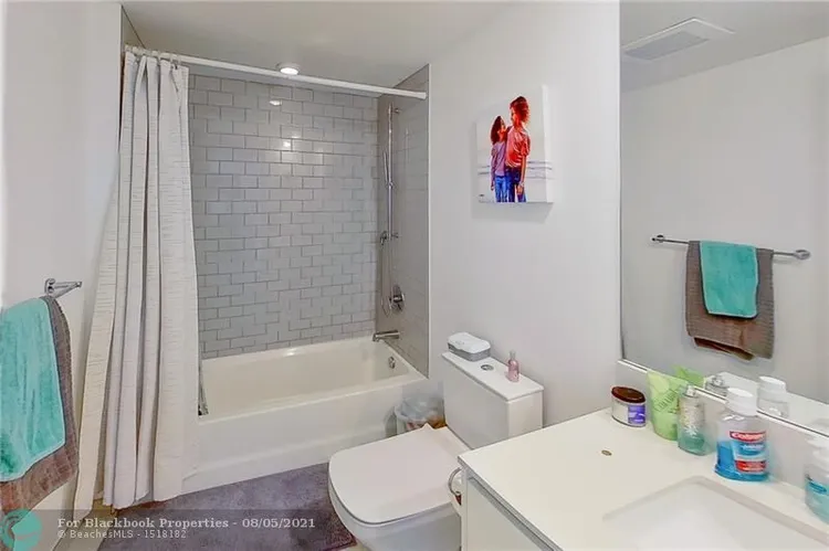 The Club at Bay Harbor #504 image #20