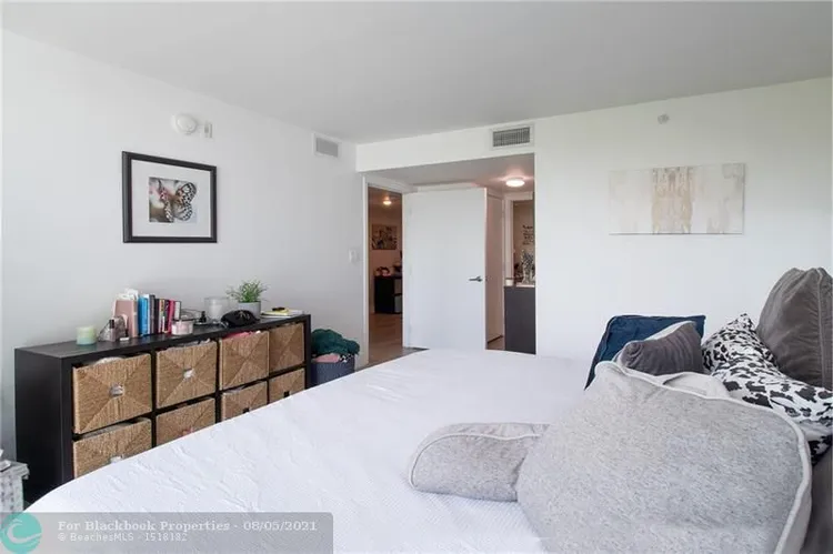 The Club at Bay Harbor #504 image #25