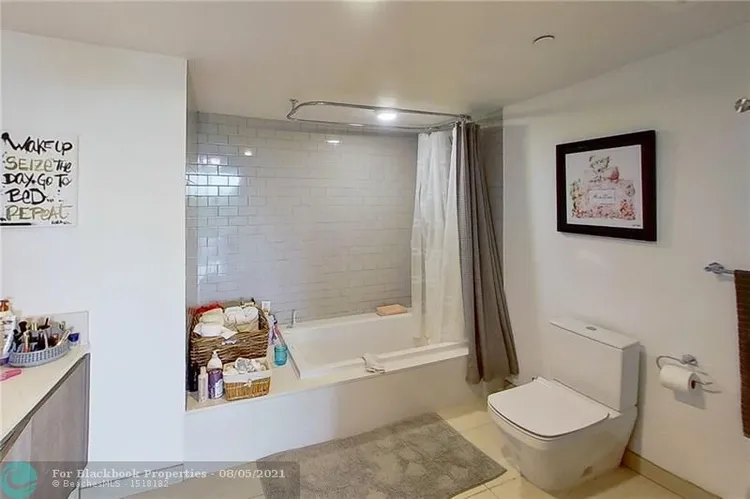 The Club at Bay Harbor #504 image #26