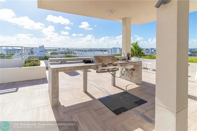 The Club at Bay Harbor #504 image #30