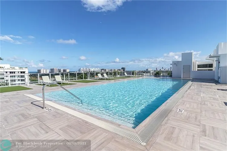 The Club at Bay Harbor #504 image #31