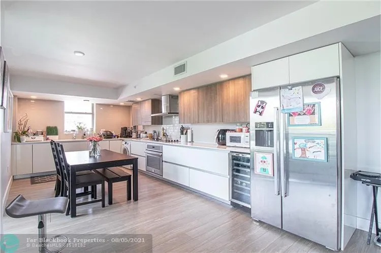 The Club at Bay Harbor #504 image #8