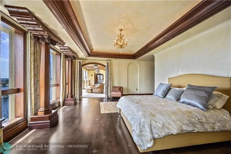 Alhambra Place #1401 image #24