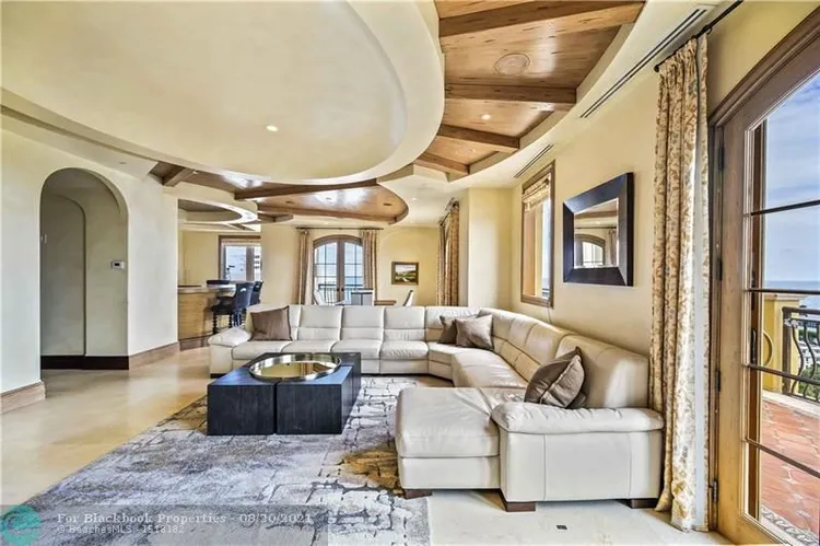 Alhambra Place #1401 image #30