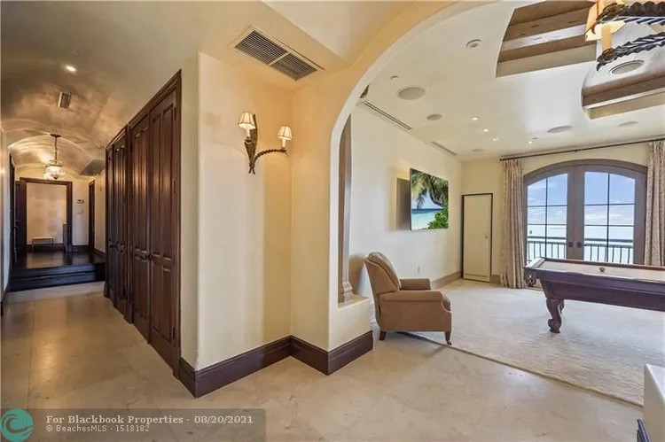 Alhambra Place #1401 image #36