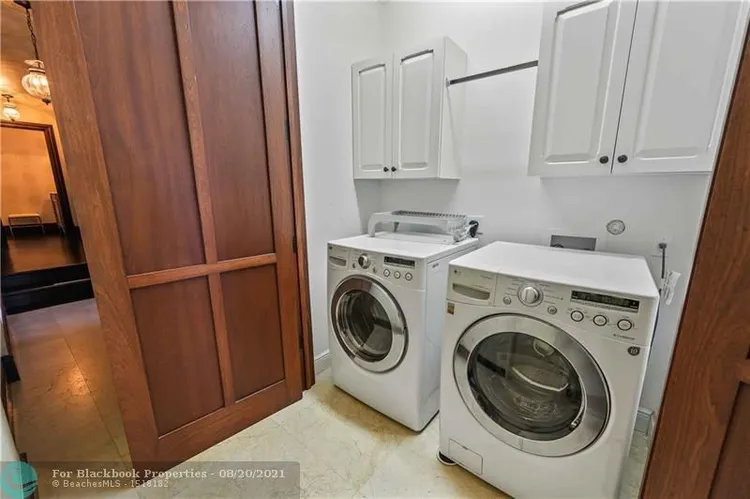 Alhambra Place #1401 image #37