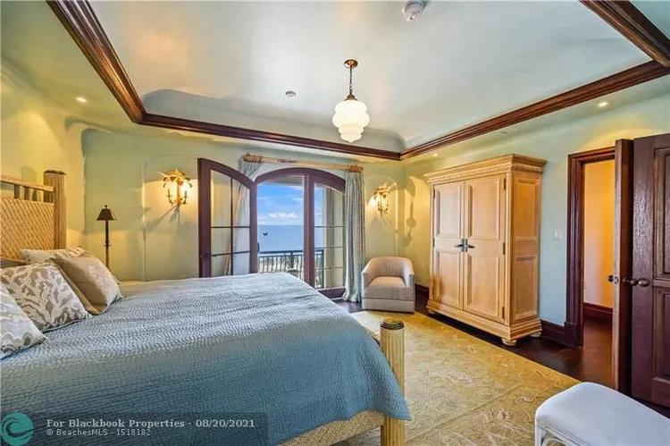 Alhambra Place #1401 image #44