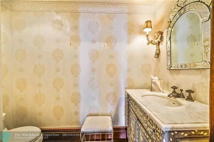 Alhambra Place #1401 image #47