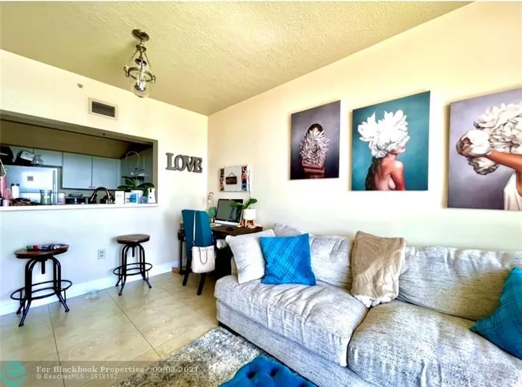 The Tides at Bridgeside Square #807 image #6