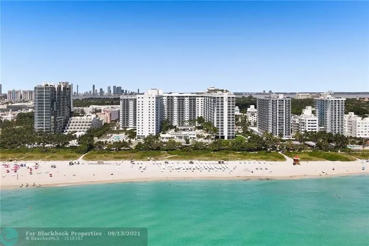 1 Hotel & Homes #1422 image #34