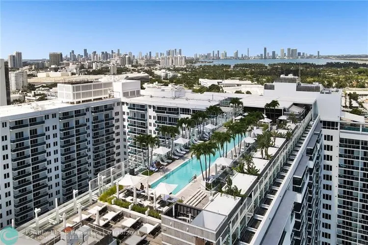 1 Hotel & Homes #1422 image #35