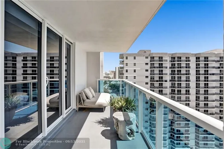 1 Hotel & Homes #1422 image #38