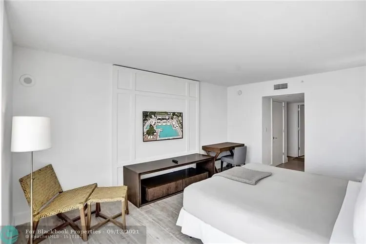 1 Hotel & Homes #1422 image #46