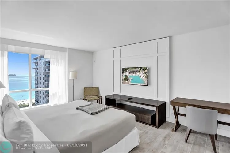 1 Hotel & Homes #1422 image #66