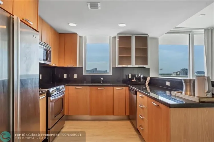 Hilton Q Club #702 image #14