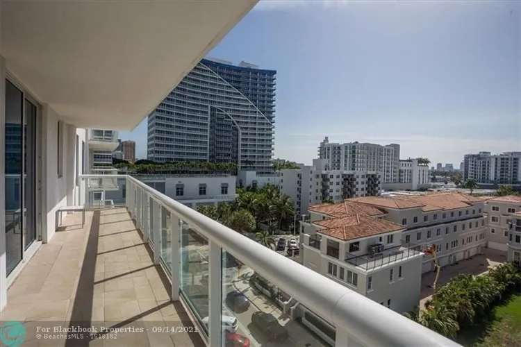 Hilton Q Club #702 image #19