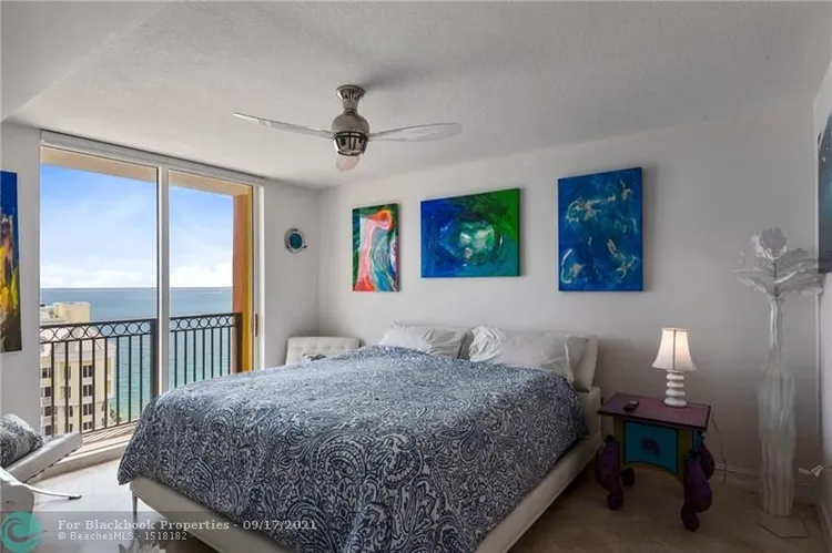 The Vue #1606 image #12