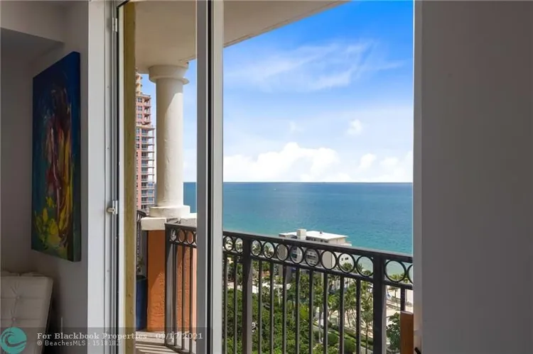 The Vue #1606 image #13