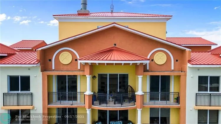 The Vue #1606 image #21