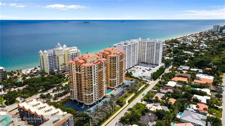 The Vue #1606 image #26