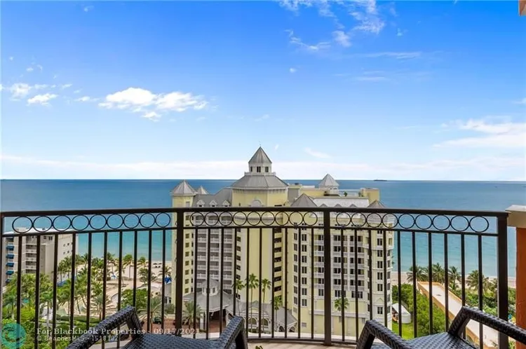 The Vue #1606 image #29