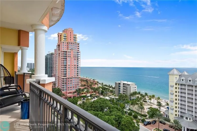 The Vue #1606 image #30